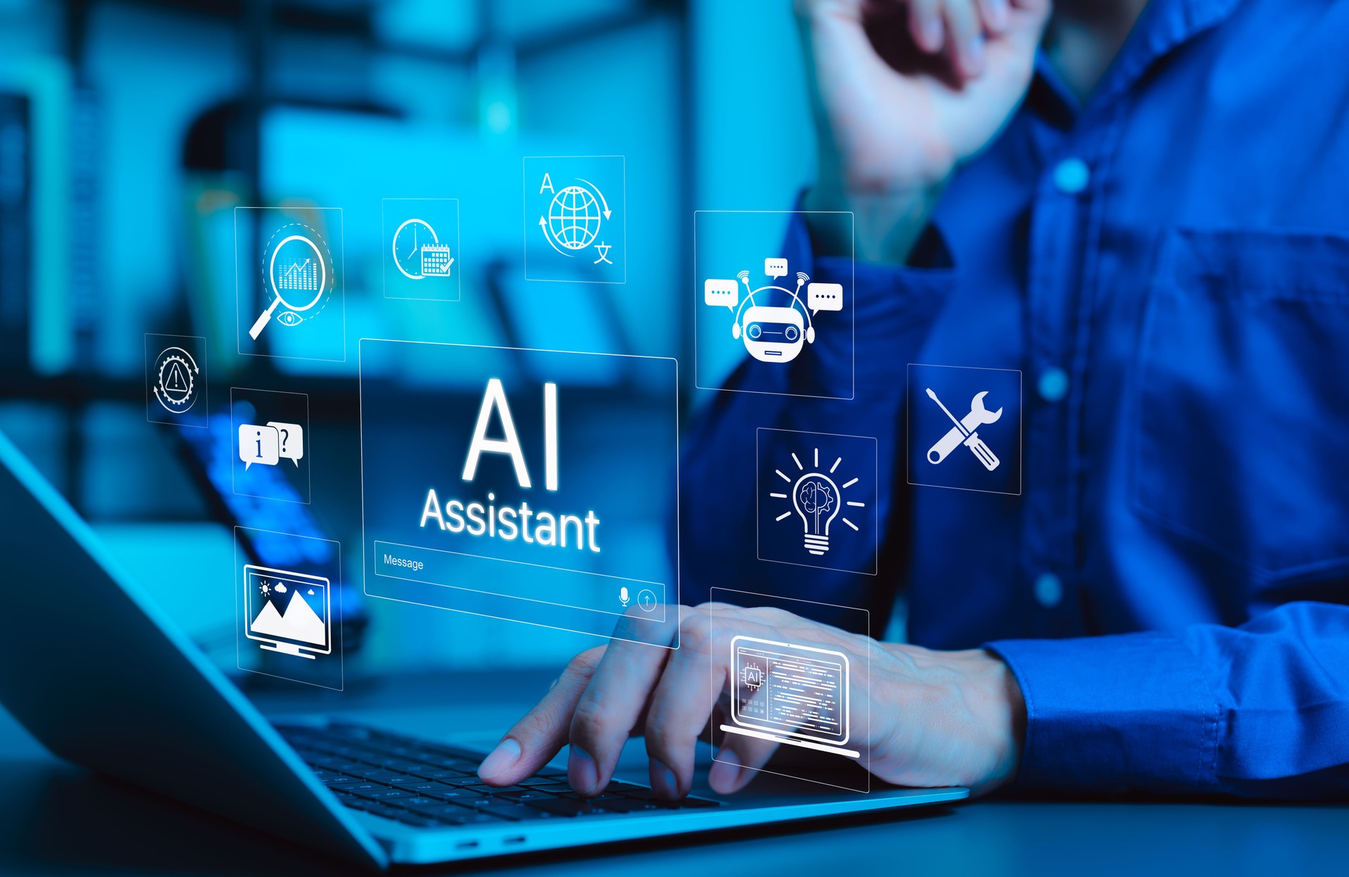 Concept de technologie d’assistant IA. Personne travaillant avec des icônes d’intelligence artificielle, la communication par chatbot, l’apprentissage automatique, les outils d’automatisation et les services d’assistant virtuel dans un cadre com